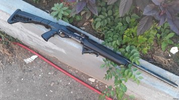 У таких людей "пострелушки" возведены в ранг абсолюта. Это не просто хобби, это пи.....ец. У них реально кукуха не на месте. Мой знакомый подбил меня на покупку ружья, я тоже по первой втянулся, но это хобби очень не дешево. По этому ограничиваюсь только стрельбой на охоте. У знакомого один выезд на тренировку по тарелочкам обходится +/- 10 000.
Ну и мой инструмент) собственно)