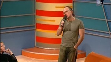 Вот его раннее творчество:) точнее творчество моего детства :)