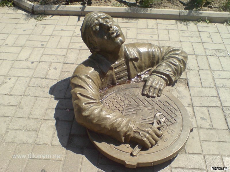 плохой профессии столько памятников не поставят!