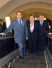 Да это всё враки! Вот Вам фотки.
И Дима и Вова и Серега все ездят и не бояться =)))
Даже один раз Арни был =)