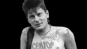 15 звезд, которых сгубили наркотики и передоз снотворного