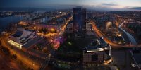 А у тебя на фото, прям вся Россия.  

Красноярск -  4000 км. от Москвы.