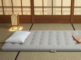 Скриншоты из социальных сетей