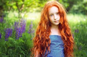 Девчонка будто сошла с полотен Боттичели.