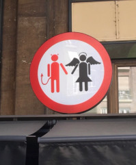 Чудные знаки, сфотографированные в разных уголках планеты