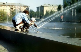 Если это 1990 год, то это никакой не Екатеринбург, а Свердловск.