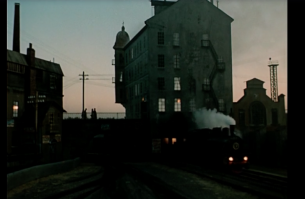 Дорога через дом