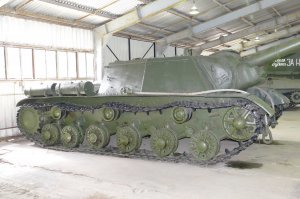 В Кубинку смотайся гомосек и сравни эти машины, что бы хню не постить, гейропеец.