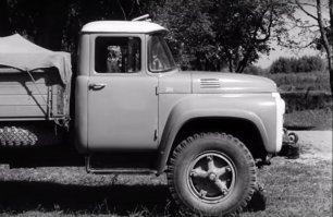 Проблема в том, что в прошлой жизни он ЗиЛ-170, Испытание его узлов и агрегатов началось ещё в начале 1960-х годов. Вот ч\б скриншот из заводских испытаний 1962г.