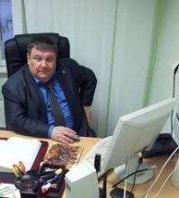 да и руководство Роспотребнадзора тоже пусть на турнике покажет нам мастер-класс

а то как-то спортсменами не выглядят.....

и пусть еще Конституцию прочитают, про РАВЕНСТВО ГРАЖДАН...