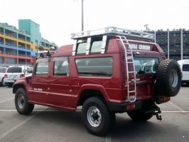 Это китаец, если что.