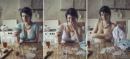 У этой фотосессии есть продолжение, где у Цили карта таки не пошла.