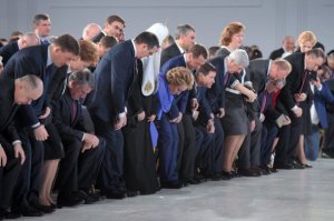 Социализм, краб и румяный Димон: Главные моменты послания президента Федеральному собранию