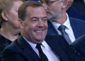 Как Медведика то разнесло ! Скоро его будка будет в Айфон не помещаться.
