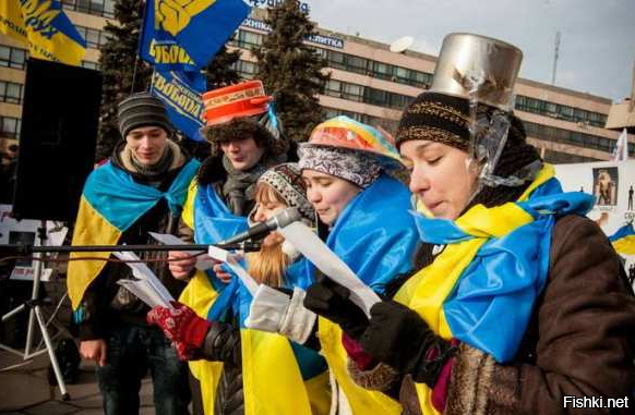 Знаем мы таких москвичей......

........"А Украинцев можно уважать только за то, что они скинули власть уголовника и вора, полностью разграбившего страну. "...........

Это всмысле вот за это?))))





Ты бы кастрюльку снял бы со своей головы.....