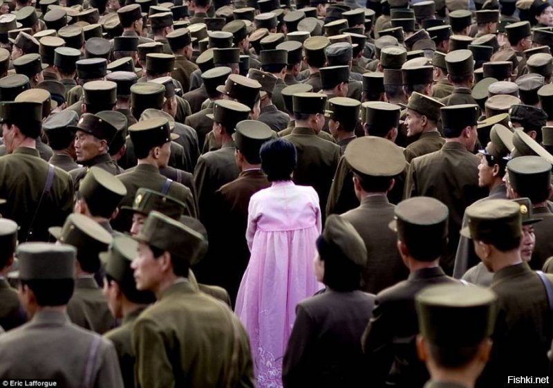 Северокорейские товрарищи делают это еще лучше.

.