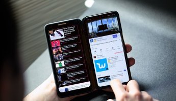На MWC 2019, мне больше чехол на LG понравился.