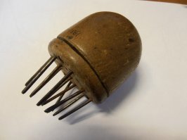 А это что? Расческа для ежа?