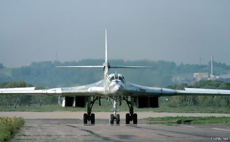 Украина - страна <span style='color:gray'>[мат]</span>.
Помню красавец "Космонавт Юрий Гагарин". Взять его и продать по цене макулатуры - это могли сделать только реально опущенные сраные хохлы.
Впрочем, они умеют только разрушать не ими построенное. 
Достаточно привести как пример то, что эта <span style='color:gray'>[мат]</span> украина уничтожила почти все подразделение "белых лебедей". ТУ-140 значит. 
Да, я знаю, сейчас диванные вояки по национальности хохлы будут меня сейчас и унижать и оскорблять во имя своей опущенной продажной страны, но, учитывая все это, скажу прямо - украина - страна проститутка. Ею была, есть и будет такой всегда.
Ничего своего не создает, а хлебало разевать на чужое умеет.