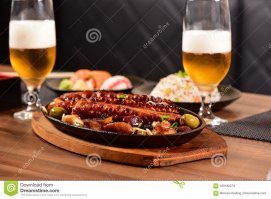 Осьминог выбрал себе добычу не по зубам