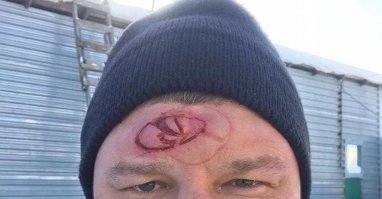 Скриншоты из социальных сетей