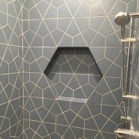 представляю как плиточник тут нае..ался с этой плиткой