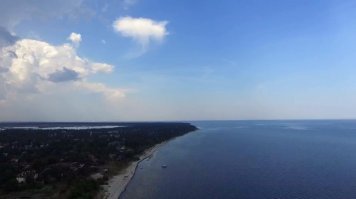 Вот мой старый дрон высота 500 метров . Скорость 60 км в час пускай попадет ! Я даже денег просить не буду , на фото вторая новая игрушка инспаир . Так же не попадает скорость на много быстрей чем его выстрелы и прицел