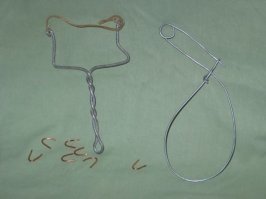 как будто кто то отменил старую добрую рогатку или трубочку из под ручки и жёванную бумагу