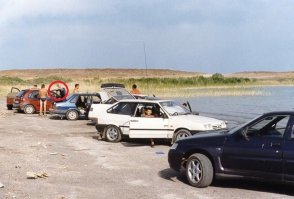 это же ваз 2115, что он делает в 1994 году в Казахстане, ведь их начали выпускать в 1997, простите решил включить зануду