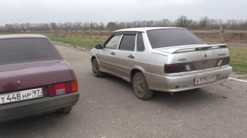 да, у 99-й она прямая, вот сам смотри в чем разница