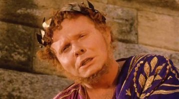 Вспомнился Нерон в исполнении Михала Байора ("Камо грядеши").