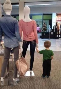 Такие разные манекены