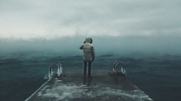 Вот что думает Новороссийск про туманы и пейзажи вообще....
фото делал сын.
все фото - кликабельны, рекомендую смотреть на полном экране
на всех фото - Черное море, гора Колдун и окрестности Новоросса
.