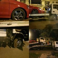 Т.е. про домкрат и запаску не знают ни водитель Мерина, ни водитель эвакуатора??