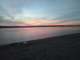 Саратовская область, Волга. % положительных отзывов не знаю, но шанс оказаться на нем мне ещё разок куда больше, чем на любом из списка