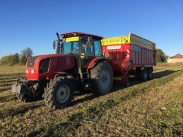 У меня на тракторе тоже цепь спереди висит. Явно не против угона.