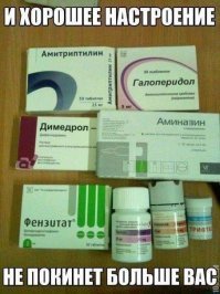 25 рисунков художницы из Италии, в которых царит особая тревожная атмосфера