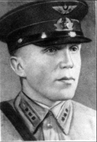 Известное фото Н.И.Кузнецова в форме старшего лейтенанта авиации, но к авиации он никакого отношения не имел. Кузнецов представлялся лётчиком-испытателем, с этой легендой ему было удобней знакомиться в Москве с иностранцами. Архивы НКВД по Кузнецову до сих пор засекречены. И не факт, что паспорт гражданина СССР на имя "Шмидт Рудольф Вильгельмович" выдан на настоящее имя "Н.И. Кузнецова".