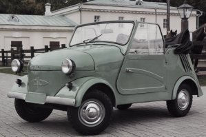 Класная штука:), а я помню ещё такие, как в "Операции Ы":), вот такие:)...
Только что-то мне подсказывает, что дома этого дарителя ждёт большая разборка с применением  скалки...