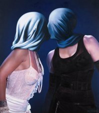 Ну, тут уж совсем ненавязчиво.....