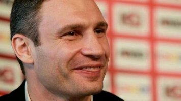 "Корица не растёт на дереве, она и сеть дерева."                                                                                         " Так что в российских японских ресторанах не только официанты не японцы, но и васаби представляет из себя смесь хрена, специй и зелёного пищевого красителя."