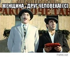 На 8 марта девочкам Туркменистана подарили пустые конверты, а у женщин-водителей отобрали права