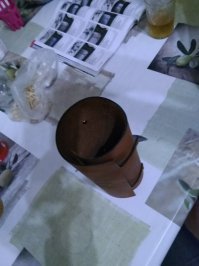 Другу подарили в командировке сувенирку. Так и не придумали для чего это