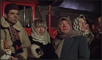 Мужчина бросился в горящий дом