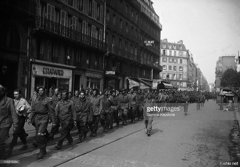 Париж 1944 Военнопленные американцы