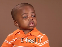 Пассажирку с аллергией вынудили просидеть в туалете до конца полета