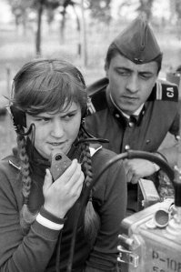 "Радистка Кэт", блин...
Ольга Скобелева, (тогда ещё и Горького), 05-09.05.1987г. Очный Чемпионат РСФСР по радиосвязи на КВ "Белое Озеро-1987". пос. Белоозерский Воскресенского р-на Московской области.
В тот год она взяла 2 место среди девушек...