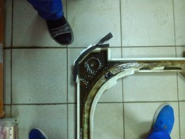 Ванночка для дренажа кассетного кондиционера, который не обслуживали в течении трех лет.