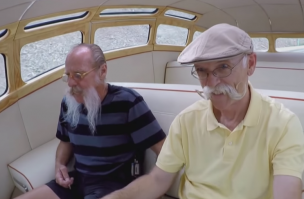 по 6 есть видео на Ютубе с весьма колоритными ведущими Cartoon Custom Creations