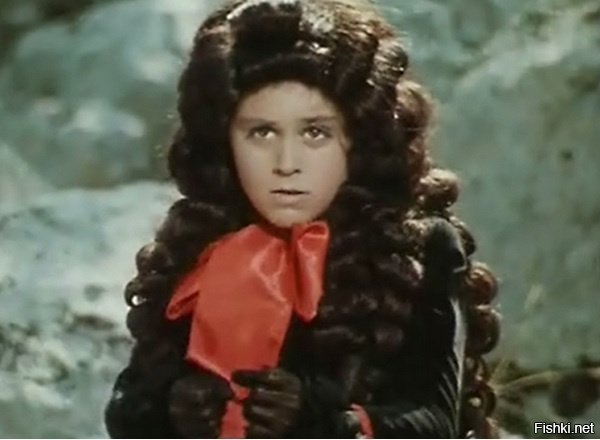 костюм артемона. пудель артемон - томас аугустинас. артемон персонаж из мультика. артемон из буратино фильм. буратино фильм 2022.